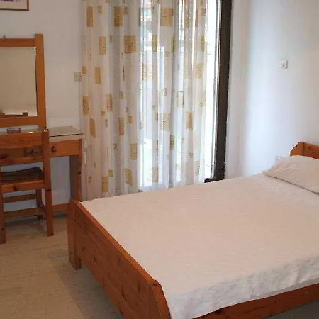 Politis 3* Poros (Kefalonia)