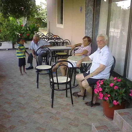 Politis 3* Poros (Kefalonia)
