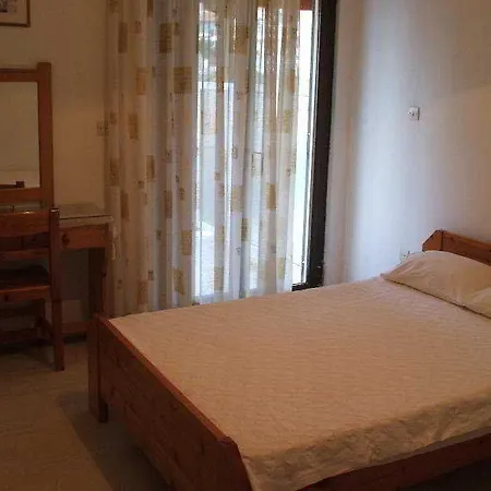 Politis Hotel Poros (Kefalonia)